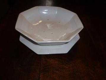 Hoekige fruittest Ø 20 cm geen Heritage maar matcht   goed beschikbaar voor biedingen