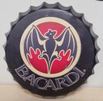 Bacardi logo zwart rood dop bottle cap metalen reclamebord