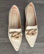 Beige loafers hispanitas, Ophalen of Verzenden, Zo goed als nieuw, Beige, Instappers