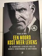 Peter R. De Vries - Een moord kost meer levens, Boeken, Detectives, Ophalen of Verzenden, Zo goed als nieuw, Peter R. De Vries
