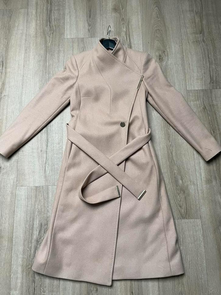 Ted Baker manteljas, Kleding | Dames, Jassen | Winter, Zo goed als nieuw, Maat 34 (XS) of kleiner, Beige, Ophalen of Verzenden