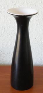 Vaasje, zwart. Hoogte 19 cm., Verzamelen, Ophalen of Verzenden, Huis en Inrichting