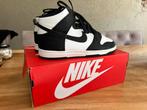 Nike Dunk HI Retro Zwart/Wit EU44, Kleding | Heren, Schoenen, Zwart, Nike, Ophalen of Verzenden, Sneakers of Gympen