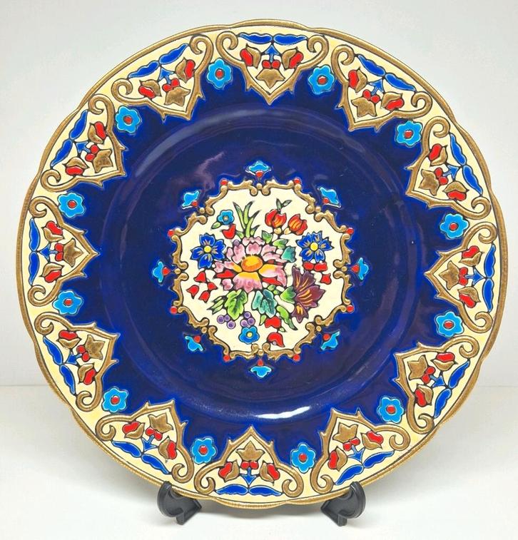 Emaux de Longwy sierbord Renaissance decor M.P. Chevallier., Antiek en Kunst, Antiek | Keramiek en Aardewerk, Ophalen of Verzenden