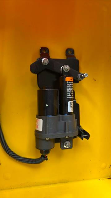 mercury mercruiser activator 8m0111456 beschikbaar voor biedingen