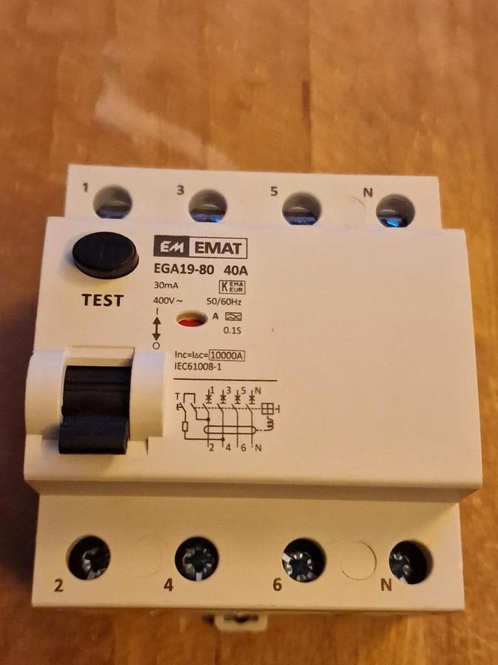 Emat aardlekschakelaar EGA19-80, Doe-het-zelf en Verbouw, Elektra en Kabels, Zo goed als nieuw, Overige typen, Verzenden