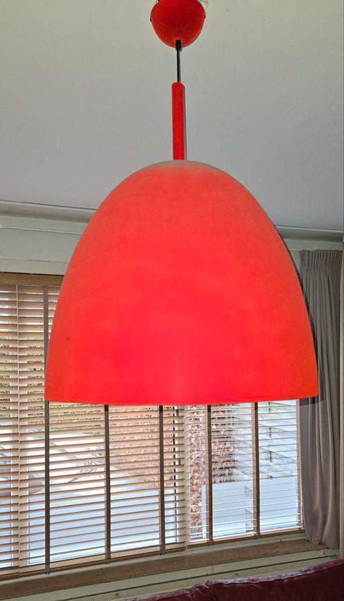 Rode Designer Hanglamp met fluweelzachte afwerking, Huis en Inrichting, Lampen | Hanglampen, Gebruikt, 50 tot 75 cm, Kunststof