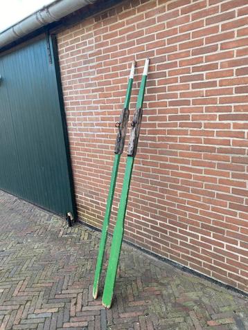 Houten roeispanen. Gebruikte staat. beschikbaar voor biedingen