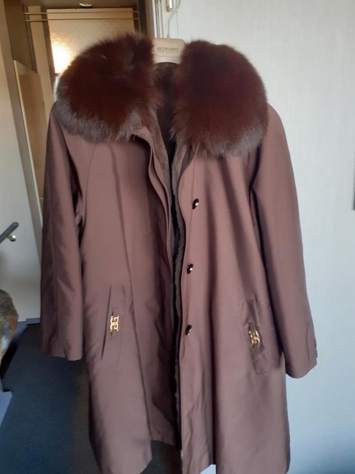 Bruine winterjas + echte bontvoering bontjas fox kraag M, Kleding | Dames, Jassen | Winter, Zo goed als nieuw, Maat 38/40 (M)