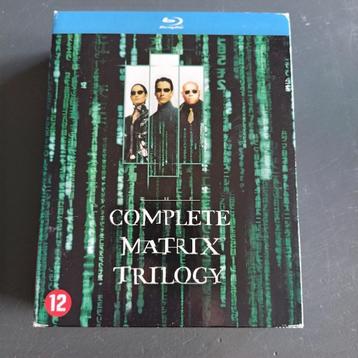 A2-1) The complete Matrix trilogy beschikbaar voor biedingen