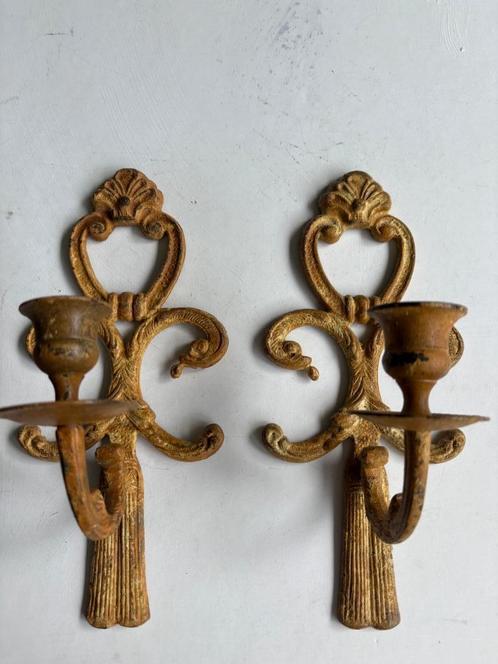 OUDE FRANSE GIETIJZEREN WANDKANDELAAR EN ......, Antiek en Kunst, Curiosa en Brocante, Ophalen of Verzenden