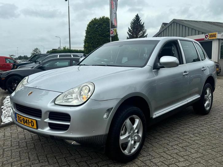 Porsche Cayenne 4.5 S V8 2004 Youngtimer Luchtvering 141.000, Auto's, Porsche, Bedrijf, Cayenne, 4x4, ABS, Airbags, Airconditioning