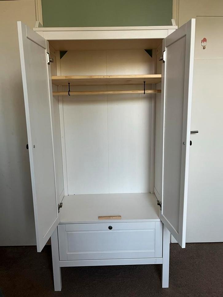 Witte IKEA Sundvik kast, Huis en Inrichting, Kasten | Kledingkasten, Zo goed als nieuw, 150 tot 200 cm, 50 tot 100 cm, 50 tot 75 cm