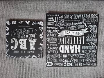 2 boekjes over handlettering beschikbaar voor biedingen