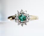 18 krt gouden rozet ring met diamant en smaragd - mt 19,3, Goud, Met edelsteen, Ophalen of Verzenden, Ring