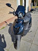 Piaggio Zip uit 2019, 9500 km., Fietsen en Brommers, Scooters | Piaggio, Ophalen, Gebruikt, Zip