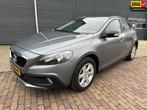 Volvo V40 Cross Country 2.0 T3 Momentum, Voorwielaandrijving, 65 €/maand, Stof, Gebruikt