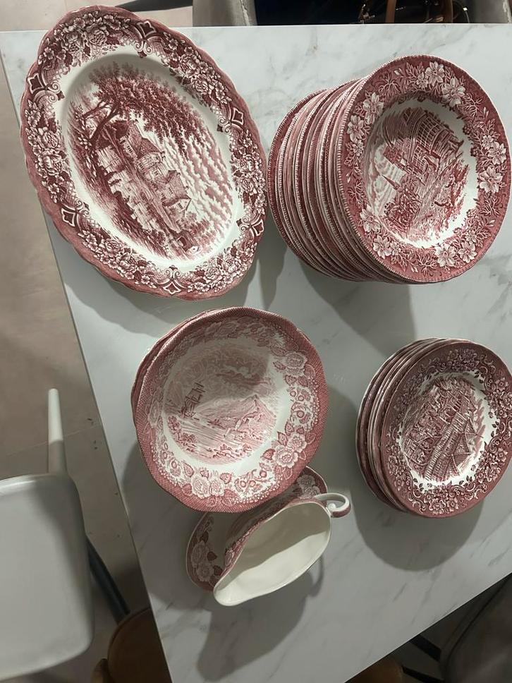 Antiek Servies Set Wedgwood, Grindley, Royal Tudor Ware 1828, Antiek en Kunst, Antiek | Servies compleet, Ophalen of Verzenden