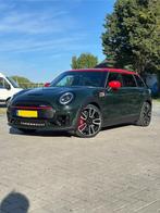Mini Clubman 2.0 JCW 306pk All4 Aut 2021 Groen, Auto's, Mini, Automaat, 1998 cc, 4 cilinders, Stationwagon