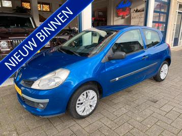 Renault Clio 1.2-16V Special Line AIRCO/NAP/NW APK beschikbaar voor biedingen
