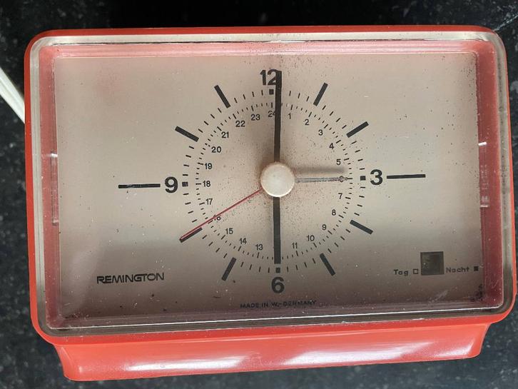 Remington:Goed werkende 70-er jaren elektrische wekker, Witgoed en Apparatuur, Wekkers, Zo goed als nieuw, Analoog, Ophalen of Verzenden