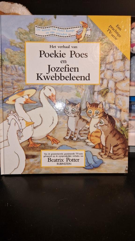 Poekie Poes en Jozefien Kwebbeleend - Beatrix Potter, Boeken, Kinderboeken | Jeugd | onder 10 jaar, Zo goed als nieuw, Sprookjes
