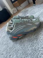 Adidas Yeezy Boost 750 - Maat 43 - Nieuw, Blauw, Nieuw, Ophalen of Verzenden, Sneakers of Gympen