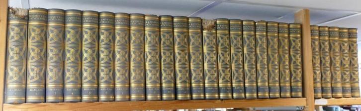 De Katholieke Encyclopaedie 1933. In 25 delen - Compleet, Boeken, Encyclopedieën, Gelezen, Complete serie, Overige onderwerpen
