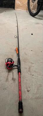 Abu Garcia Max X 244 Roofvis Set - Weinig Gebruikt, Watersport en Boten, Ophalen of Verzenden, Zo goed als nieuw, Complete set