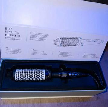 Cera hot stylingbrush 38mm beschikbaar voor biedingen