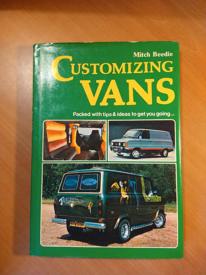 Beedie, Mitch. Customizing Vans, Boeken, Auto's | Boeken, Zo goed als nieuw, Overige merken, Ophalen of Verzenden