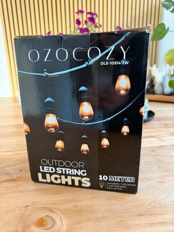 Led lampen voor buiten. Lichtsnoer met sfeerlampen beschikbaar voor biedingen