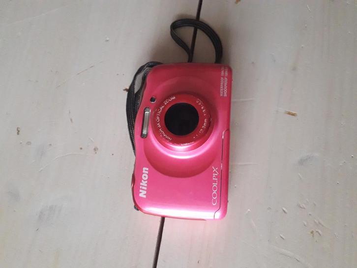 Nikon coolpix w100 camera roze, Audio, Tv en Foto, Fotocamera's Digitaal, Zo goed als nieuw, Compact, Nikon, 8 keer of meer, Ophalen of Verzenden