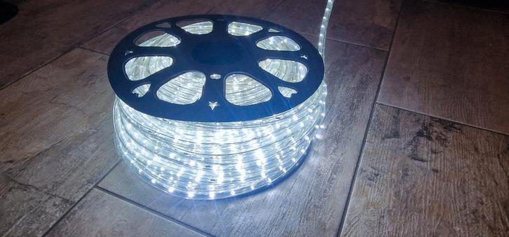 LED Lichtsnoer - 50 tot 100 meter, Huis en Inrichting, Lampen | Hanglampen, Gebruikt, Minder dan 50 cm, Kunststof, Ophalen of Verzenden