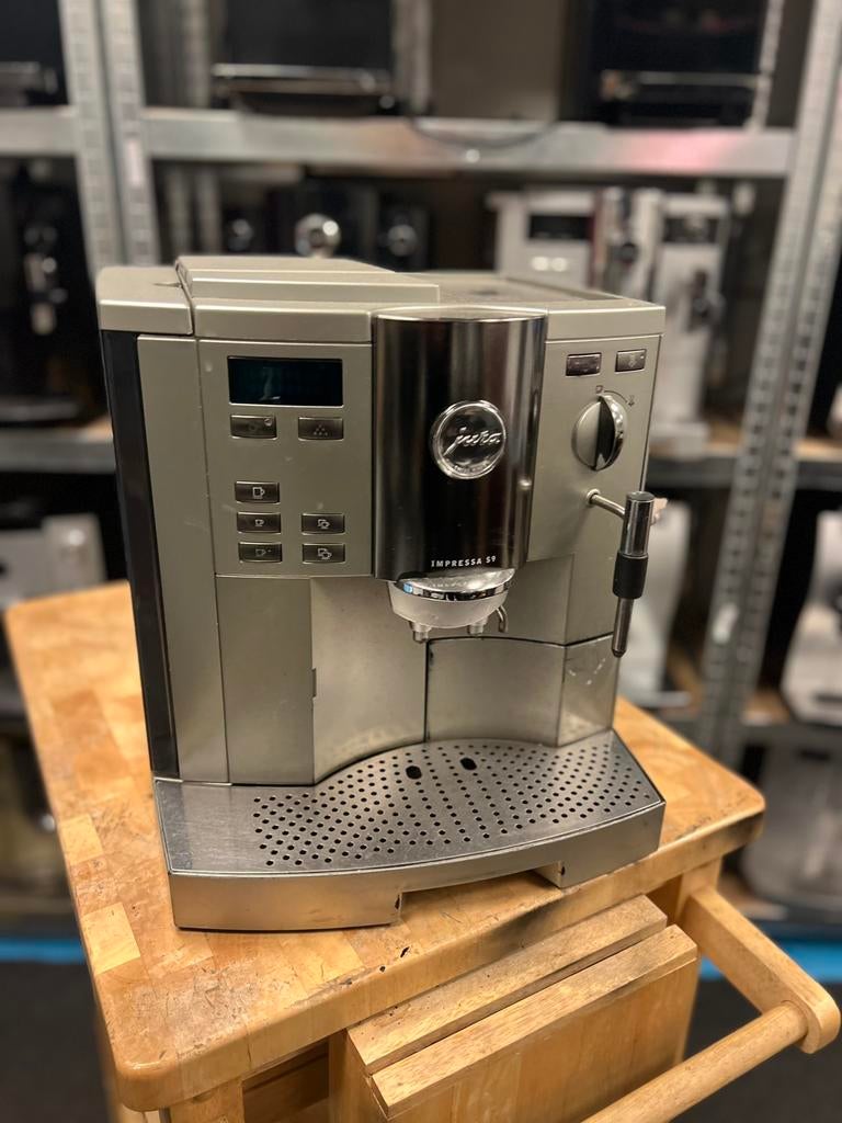 Jura s 9, Witgoed en Apparatuur, Koffiezetapparaten, Info@jura.com, 10 kopjes of meer, Koffiemachine, Ophalen of Verzenden