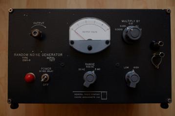 GENERAL RADIO Random Noise Generator Type 1390-B