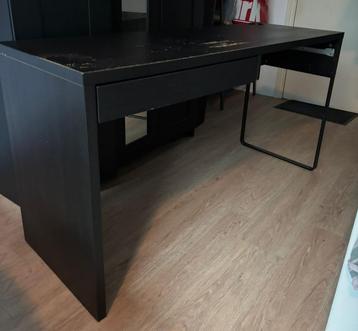 Zwart Bureau 142x50