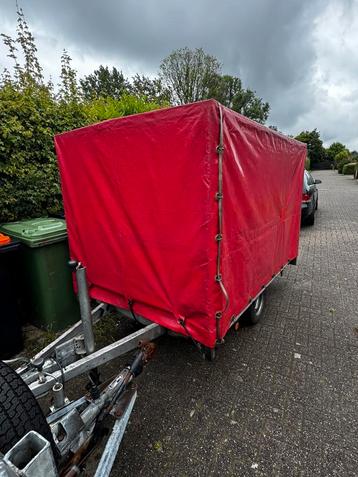 Hapert Amigo enkelas plateauwagen met huif 230x140x150cm beschikbaar voor biedingen