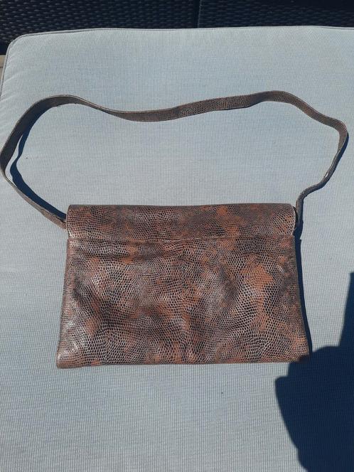 Bruin echt Slangenleren Schoudertasje Vintage, Sieraden, Tassen en Uiterlijk, Tassen | Damestassen, Gebruikt, Schoudertasje, Bruin