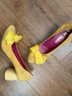 Le Babe gele schoenen - maat 40, Ophalen of Verzenden, Zo goed als nieuw, Geel, Schoenen met lage hakken