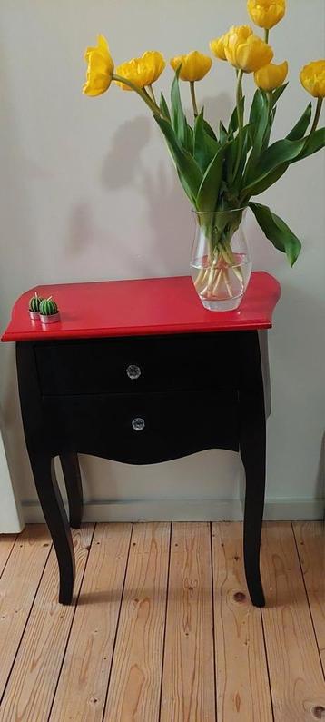 Gepimpt landelijk vintage/retro houten nachtkastje/ladenkast beschikbaar voor biedingen