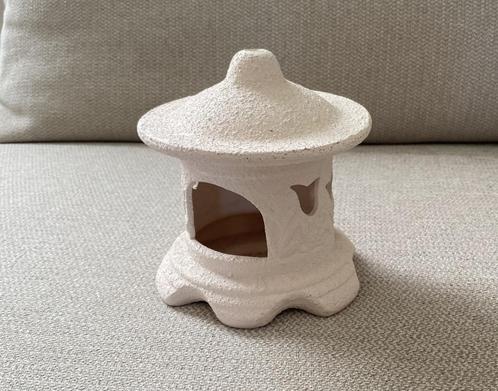 Japanse / Chinese Pagode waxinelicht houder crème aardewerk, Huis en Inrichting, Woonaccessoires | Kandelaars en Kaarsen, Zo goed als nieuw