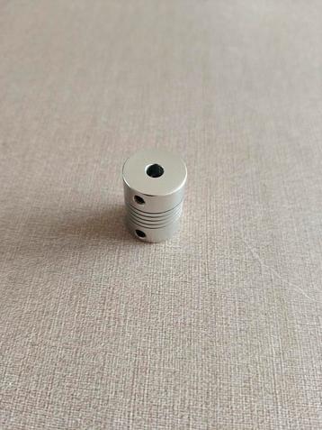 4x Flexibele Koppeling 5mm-8mm voor Stappenmotor & M8 Staaf beschikbaar voor biedingen