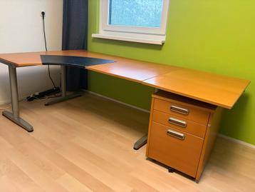 IKEA Galant Bureau verstelbaar - afbeelding 1