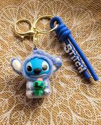 Stitch in fluffy pakje sleutelhanger, Ophalen of Verzenden, Nieuw, Knuffel of Figuurtje