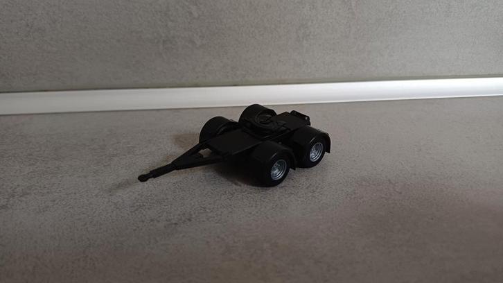 Herpa zwarte dolly voor Zweden combi, Hobby en Vrije tijd, Modelauto's | 1:87, Nieuw, Bus of Vrachtwagen, Herpa, Ophalen of Verzenden