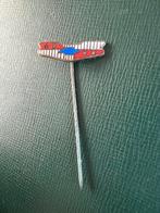 Vintage 1960s Cadillac Enamel Lapel Pin Badge, Ophalen of Verzenden