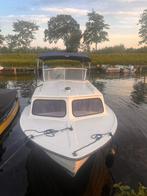 Polyester kajuit boot met trailer, Watersport en Boten, Ophalen, Gebruikt, Motor en Techniek, Motorboot