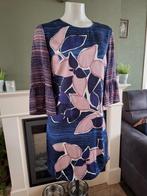 Caroline Biss blauw roze jurk 38 M gratis verzenden in NL, Blauw, Knielengte, Maat 38/40 (M), Zo goed als nieuw