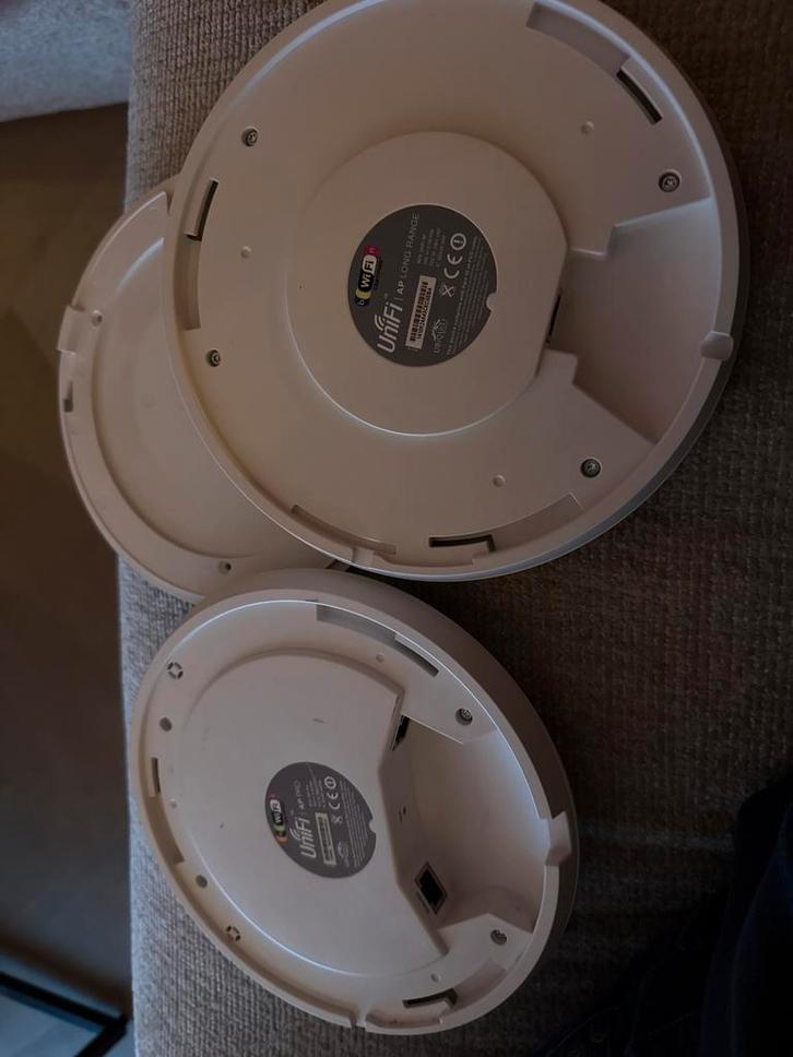 Ubiquiti Unifi AP's - Pro, Long Range, In-Wall, Computers en Software, Accesspoints, Gebruikt, Ophalen